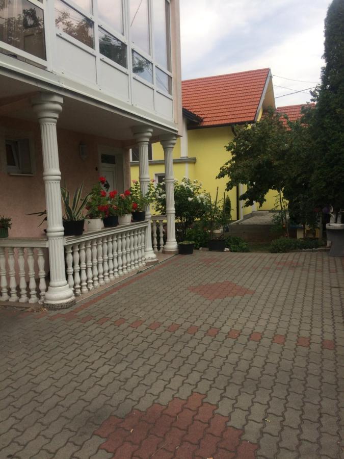 Miki Hotel อิลิดชา ภายนอก รูปภาพ